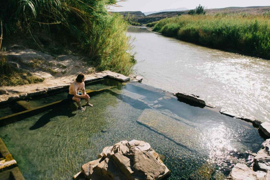 A natural hot spring in North Carolina, at short distance from Great Smoky mountains.